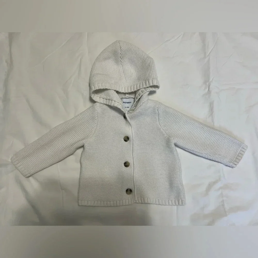 Old Navy Unisex Button-Front Hooded Sweater for Baby (Size 12-18)